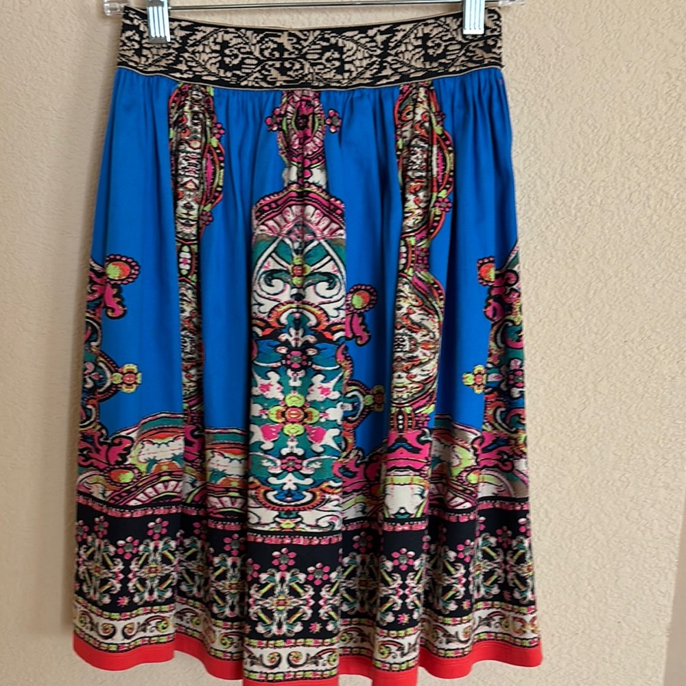 Elegant Blue Patterned Skirt